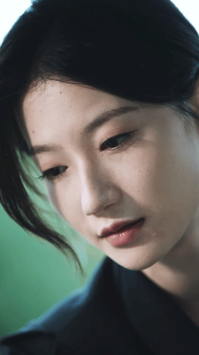 二伯哥看起来比大伯哥更绿茶“我是不是太多事了？”二伯哥问完这句，屏幕内外集体沦陷