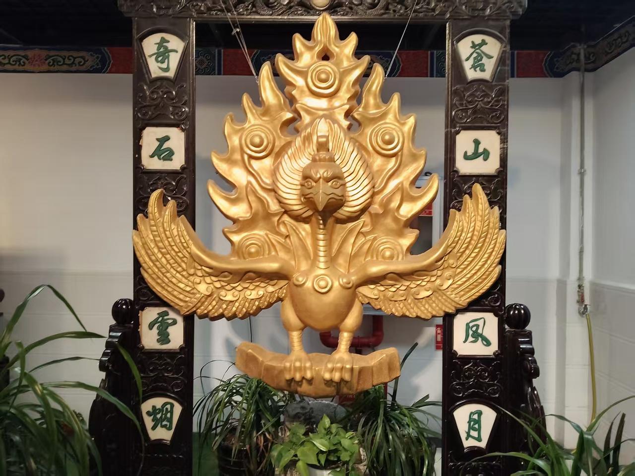 鹰酱:           姓龙的，你给我快点删除新闻，说你喝多了胡说八道的。