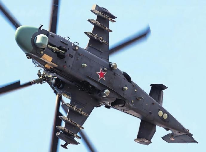 每天认识一件兵器 俄罗斯Ka-52“短吻鳄”直升机机身长度：15.96米机身高度