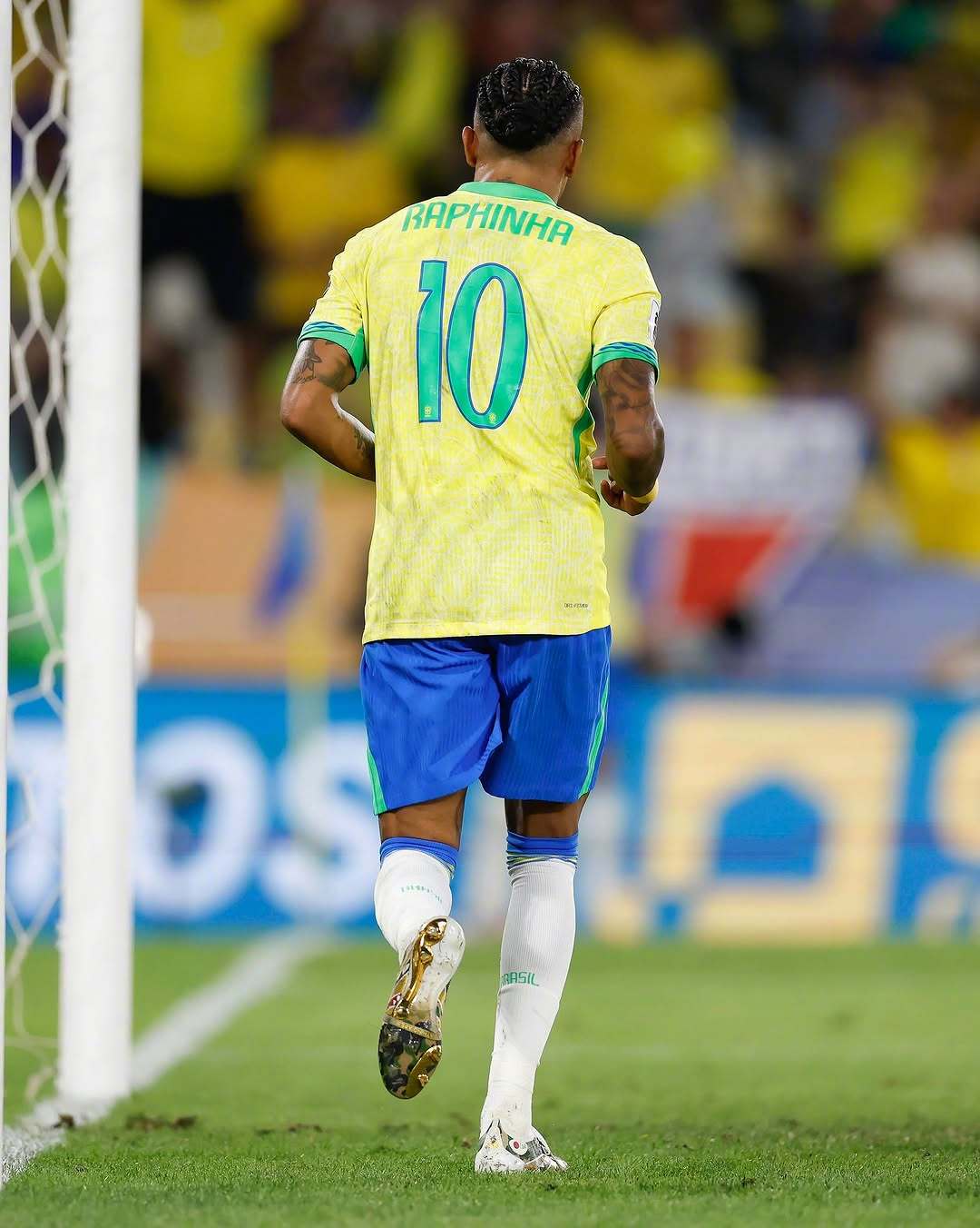 ⚽️国际比赛日战果世预赛｜🇧🇴玻利维亚1-0巴西🇧🇷：拉菲尼亚在比赛第6