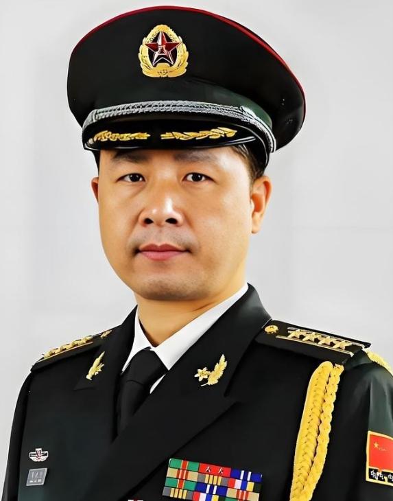 我要让所有飞向中国的美国导弹统统失去目标！他被视作继钱学森之后备受国家倚重的科研