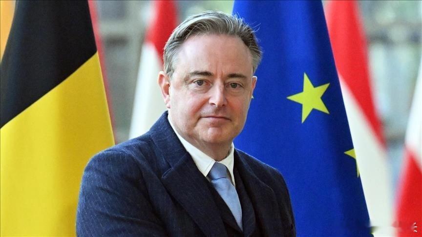 比利时首相怒怼特朗普：北约红线碰不得比利时首相巴特・德韦弗就特朗普相关言论表态：