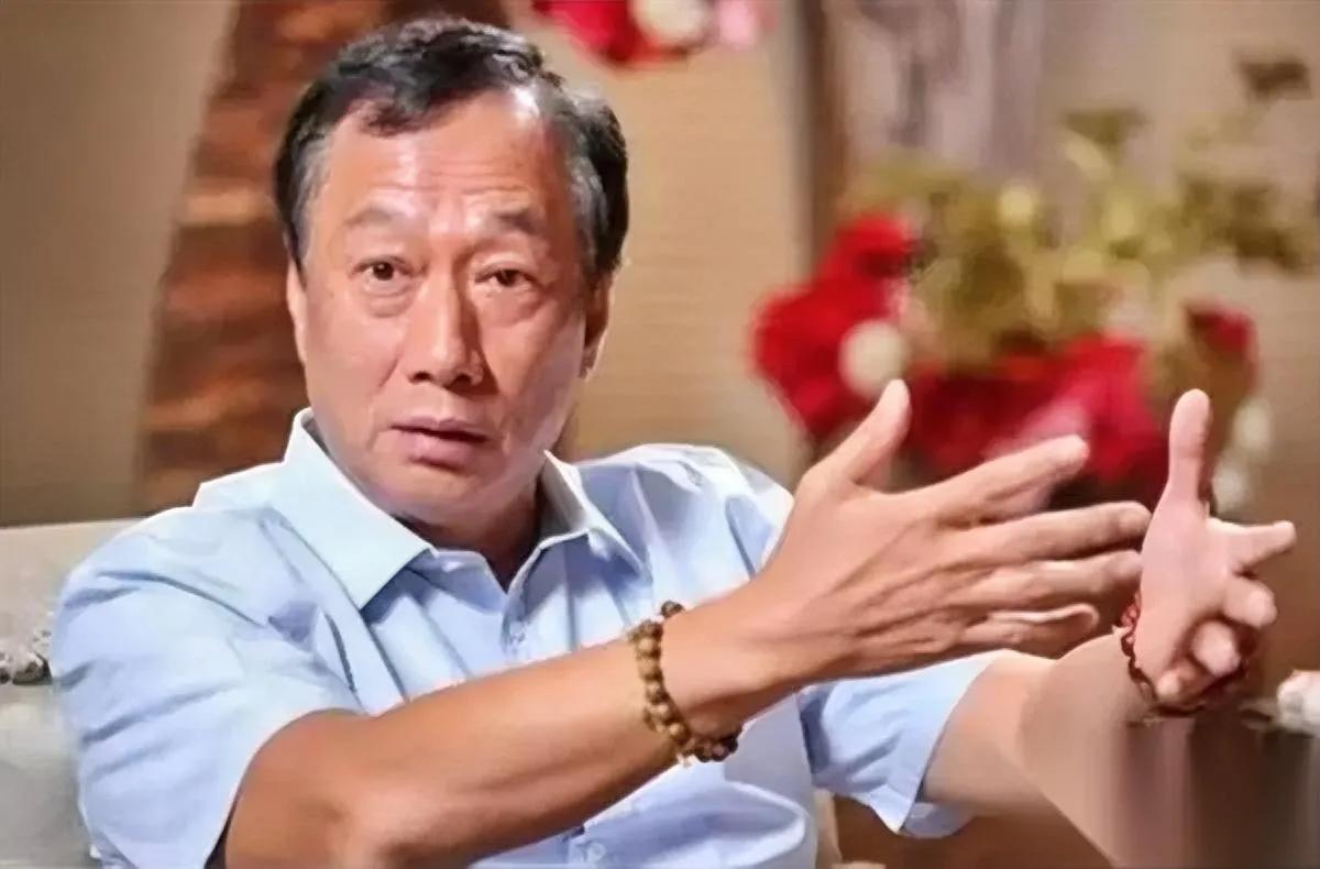 富士康崩了！郭台铭懵了

当年深圳敲出的代工帝国，咋说没就没？

郭台铭万万没想