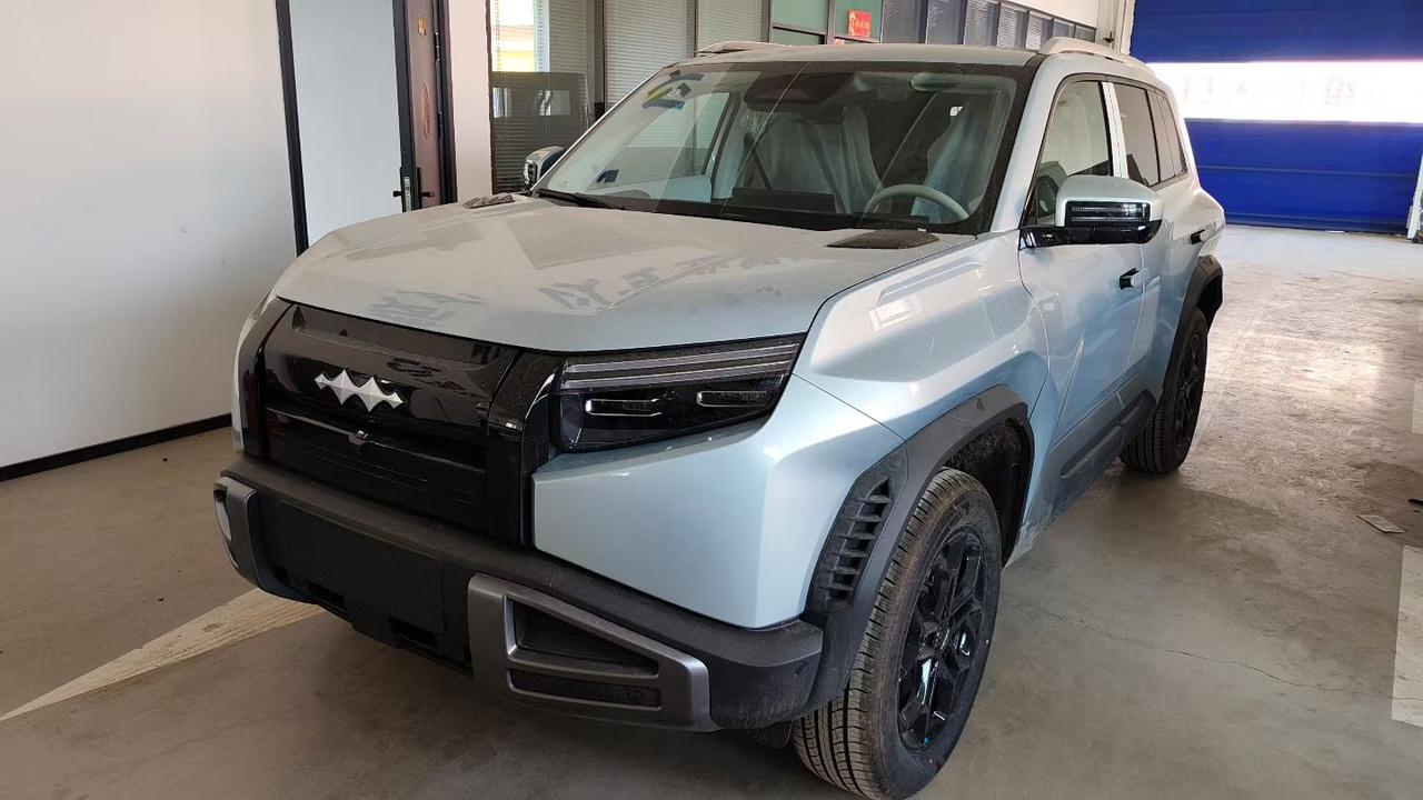 🚗方程豹钛3 2026款620 后驱闪充版
指导价153800
裸车14.68