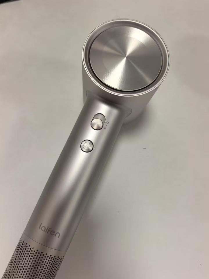 春季护发星人本命吹风机，被我找到啦！
为了我这点头发我真的没少费心思，
洗护换了