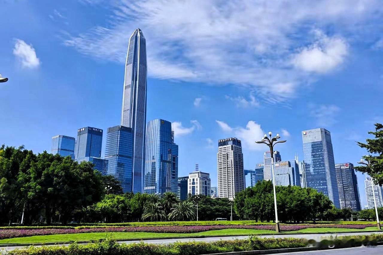 在现在激烈的国际竞争环境下，越来越多的人感叹生活的压力，觉得人生活着其实没有多大