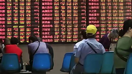 三年前，我瞒着老婆孩子偷偷在中石化买了四万股份，一共花了24万
 
24万全仓中