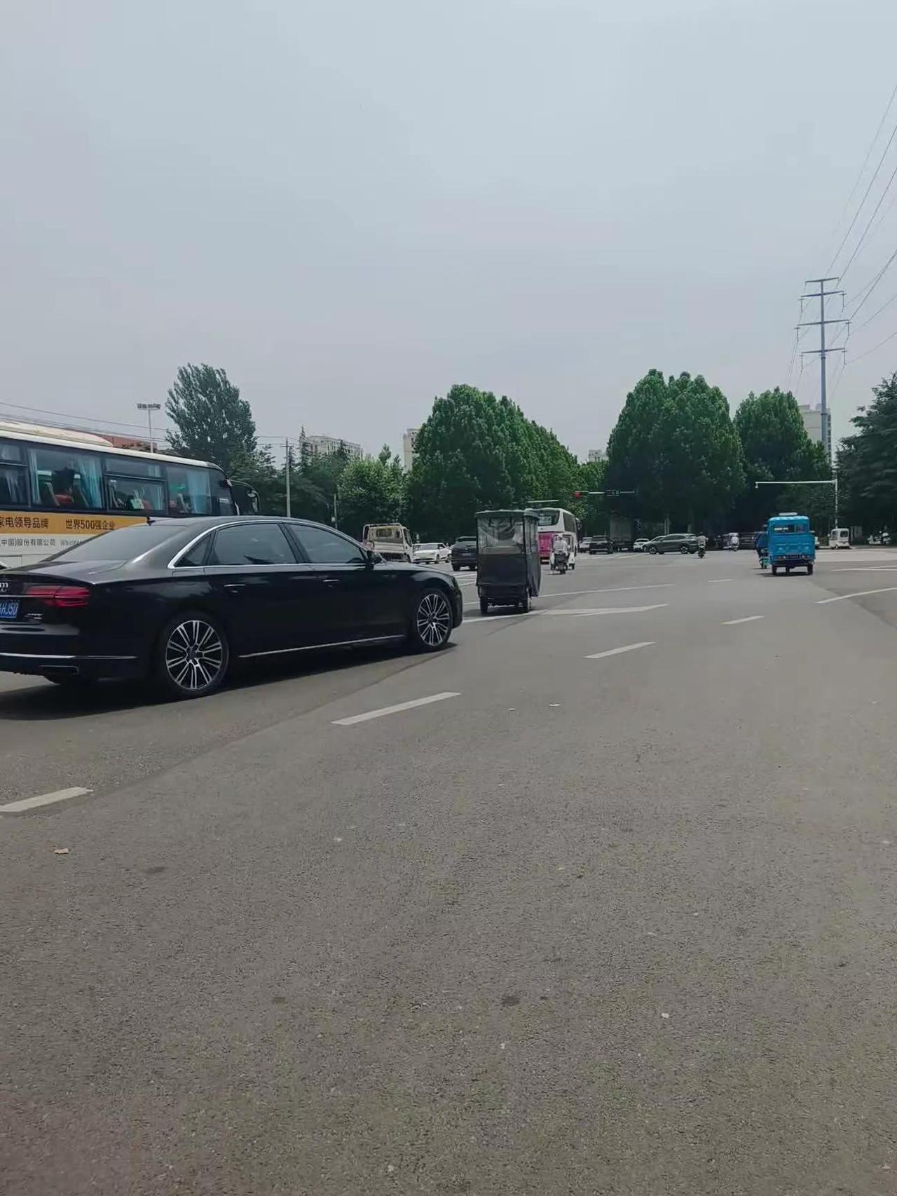 偶遇中考车队！㊗️所有莘莘学子一举高中！