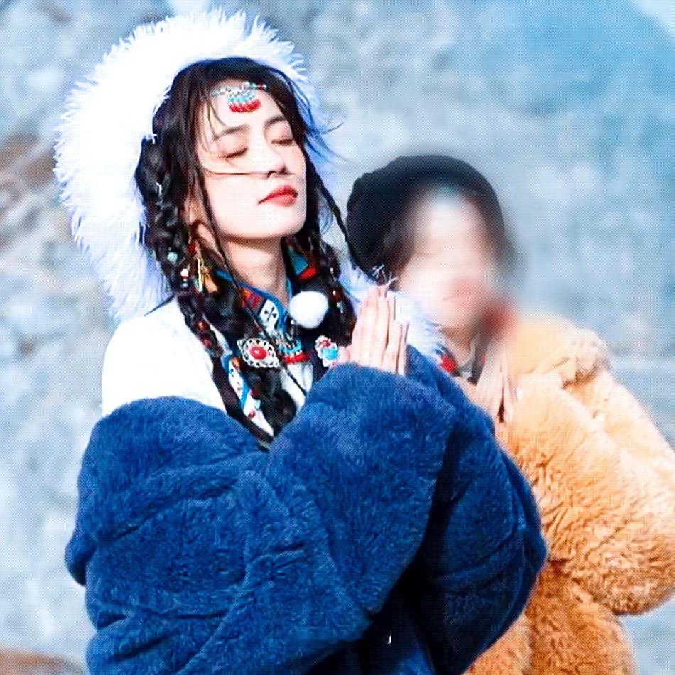 奔跑吧 奔跑吧白鹿 风筝乘风而上，我的欢喜只为你飘扬.