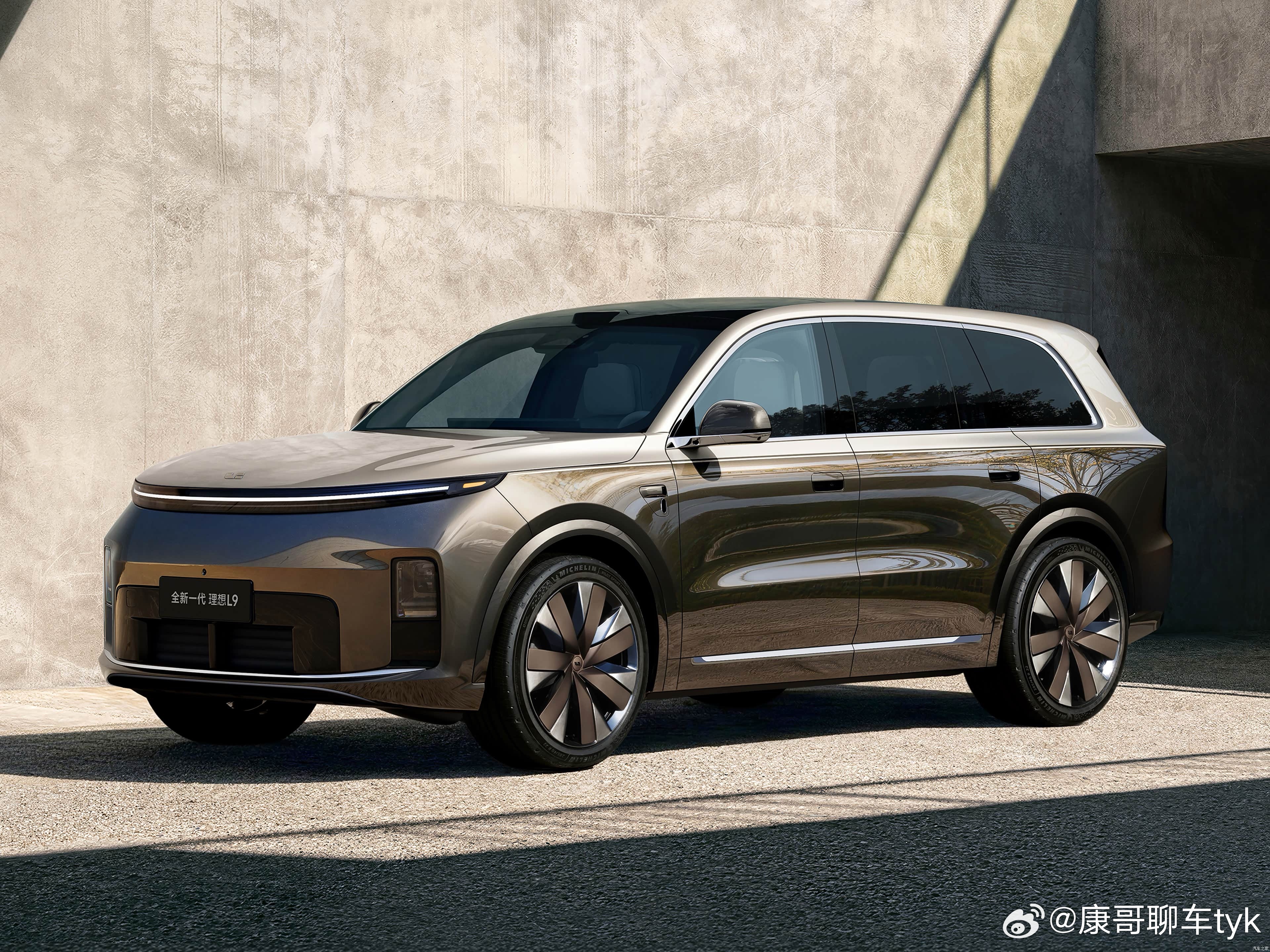 理想L9 livis最近L9 Livis在网上的信息越来越丰富了，曝光度也越来越