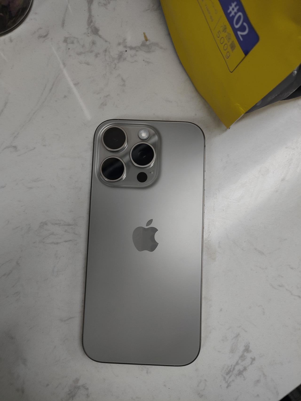 苹果16pro钛原色真的有好看的手机壳吗

iPhone16pro原色买了一个多