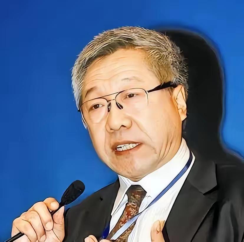 全网吵翻的郑秉文争议，根本不是个人恩怨，是普通人的养老焦虑
 
最近郑秉文因为养