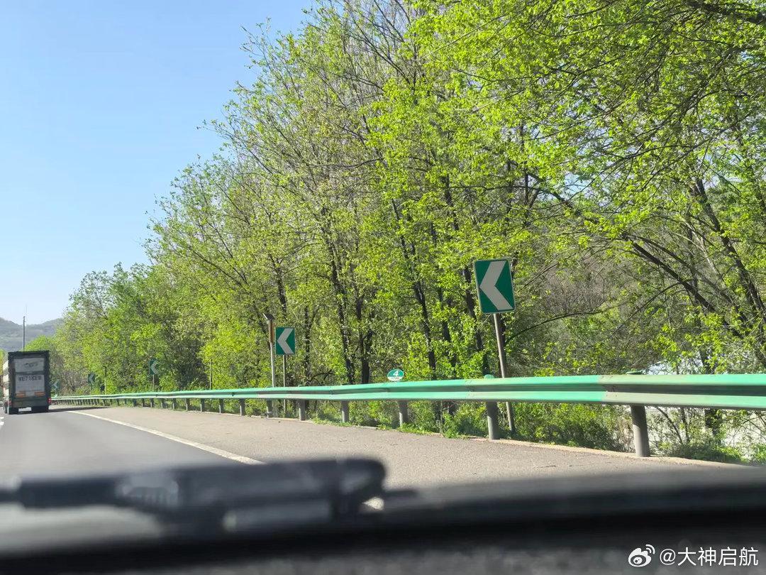 美国中期选举是什么？简单说：美国中期选举，就是总统干到一半时，全国举行的一次“期