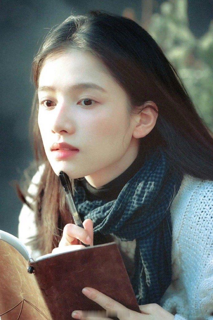 这个婧仪子美到我了[流鼻血]张婧仪 ​​​
