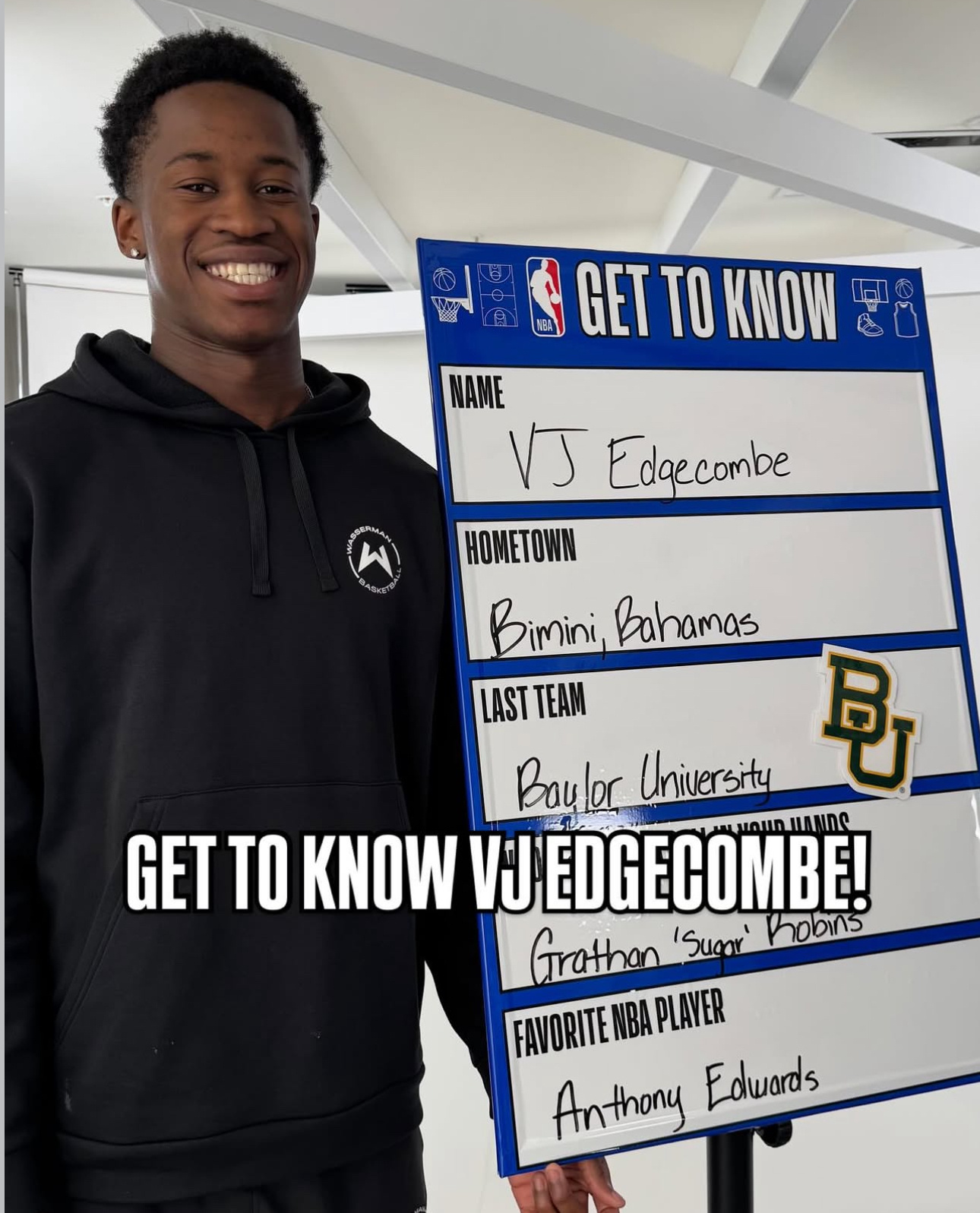 打法果然有点像！VJ·埃奇库姆在“最喜欢的NBA球员”那一栏填上的是——安东尼·