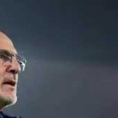 根据《马卡报》的报道，因欧美超级杯可能取消，西班牙正与塞尔维亚商谈友谊赛，以顶替