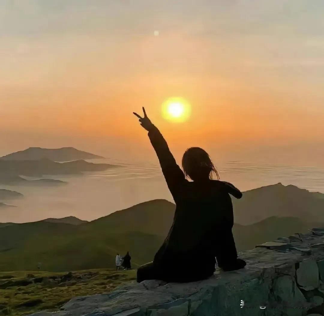 为什么王慧玲能让人眼前一亮?
她的话为什么总能引起共鸣？
因为她是千千万万个普通