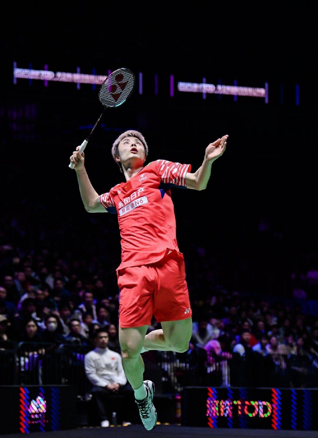 马来西亚公开赛首日国羽七胜二负!
1月6日，2026年世界羽联巡回赛首站比赛超级