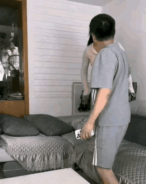 儿子就是核武器！关键时候还得出来震慑，不管是在农村还是老了住养老院，你有儿子和没
