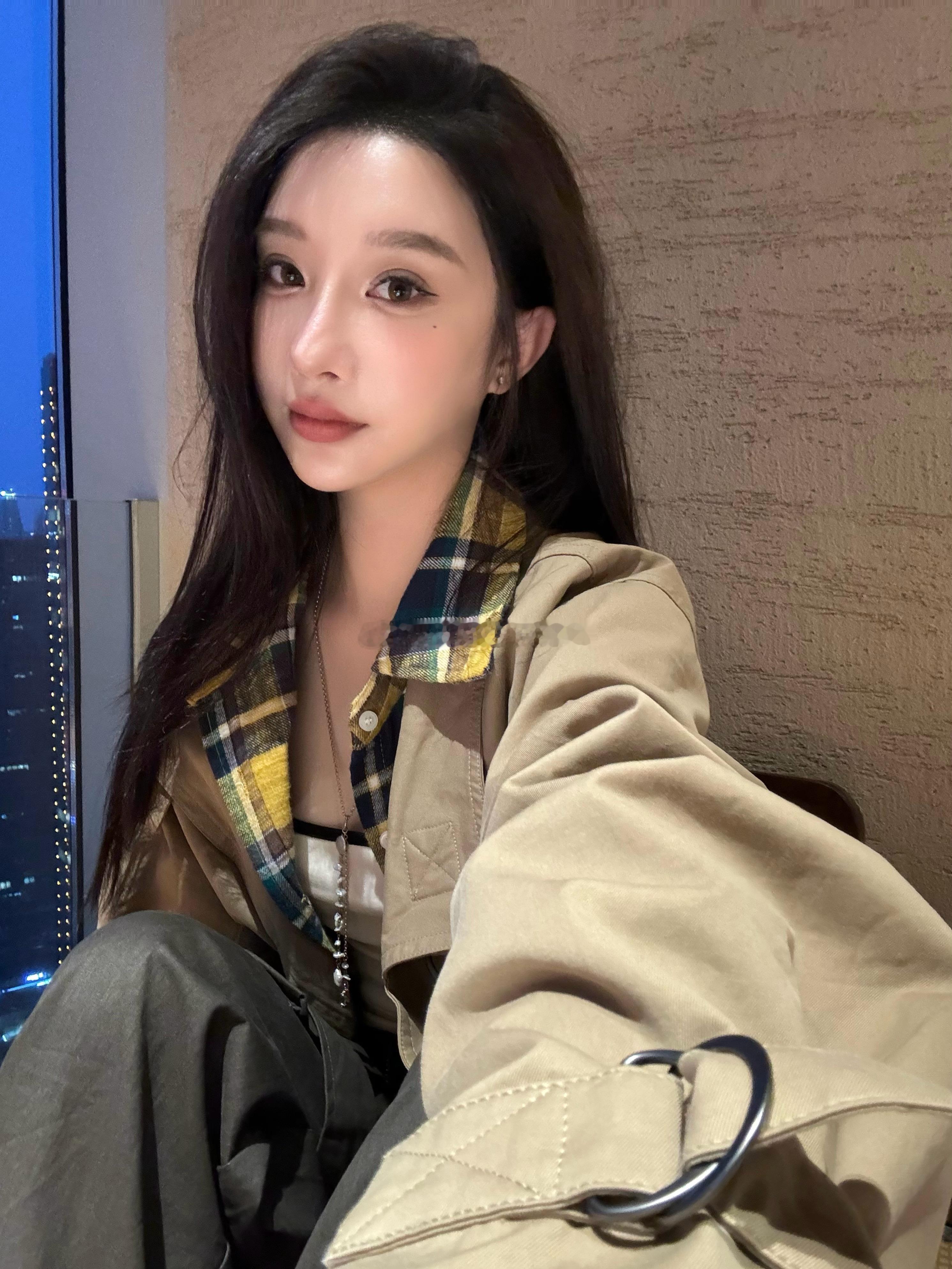 爱穿风衣 爱混搭季 今天吃了爱吃的饭 ​​​
