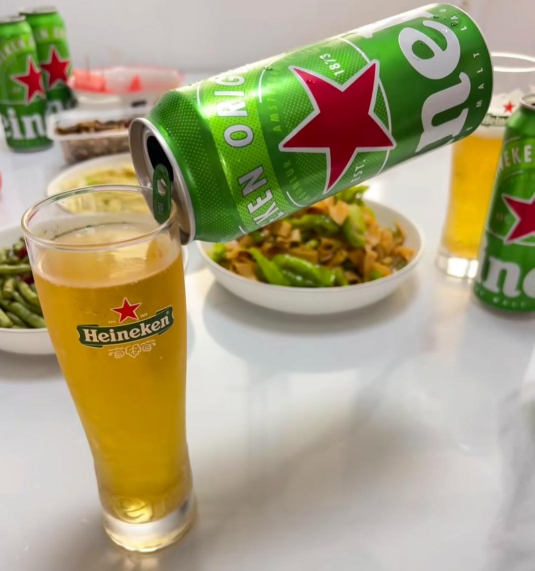 啤酒配小菜，生活小确幸。问一下80后下班后有一个人喝酒🍺的吗？不需要几个菜，只