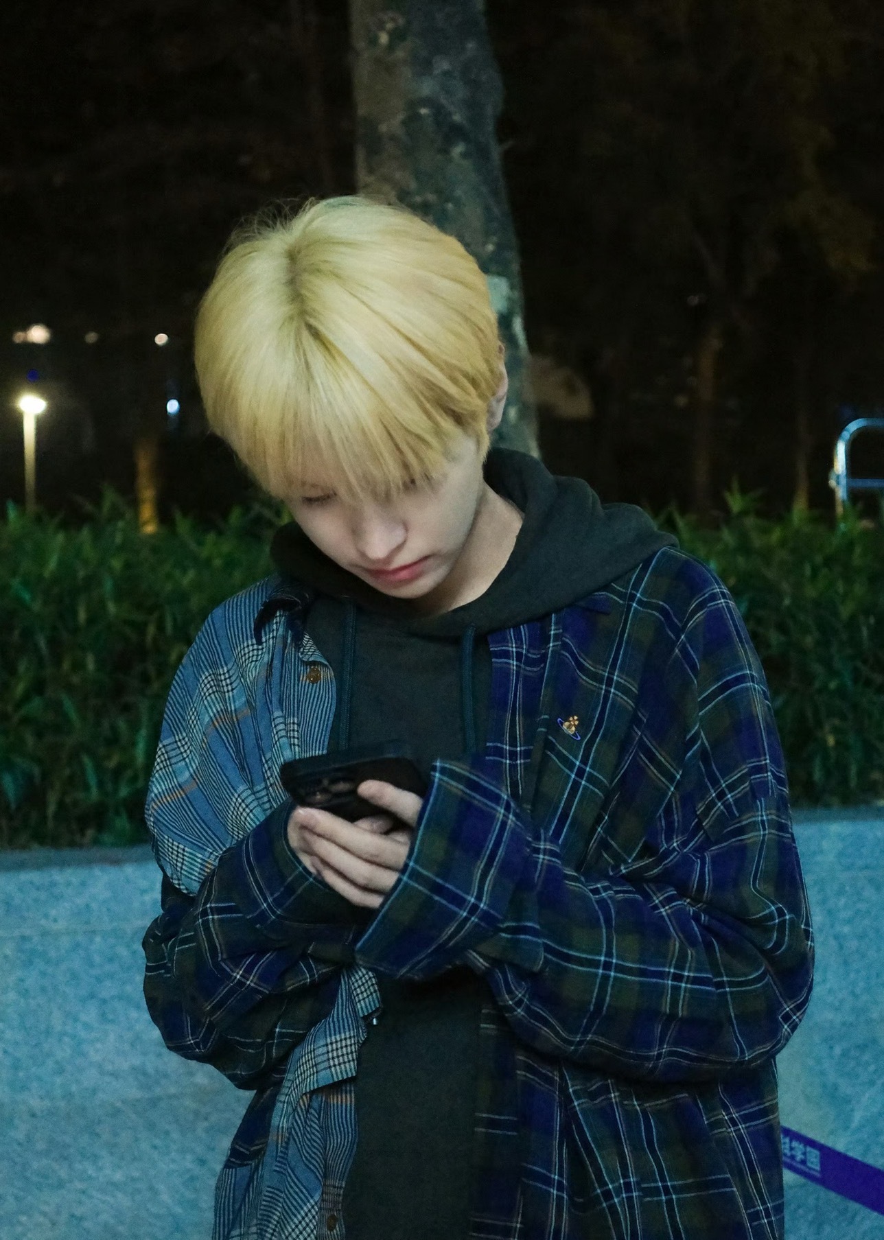 生日快乐生日快乐我和你何时有过间隙，欠你一年生日会，巡演见吧