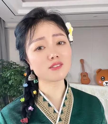 6月1日，段煜走了，不是死于意外，而是死于突发脑溢血，我觉得她是累死的。

段煜