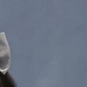 每日一善 0000 在我们追求梦想的道路上，总会遇到各种各样的困难和挫折，但只要