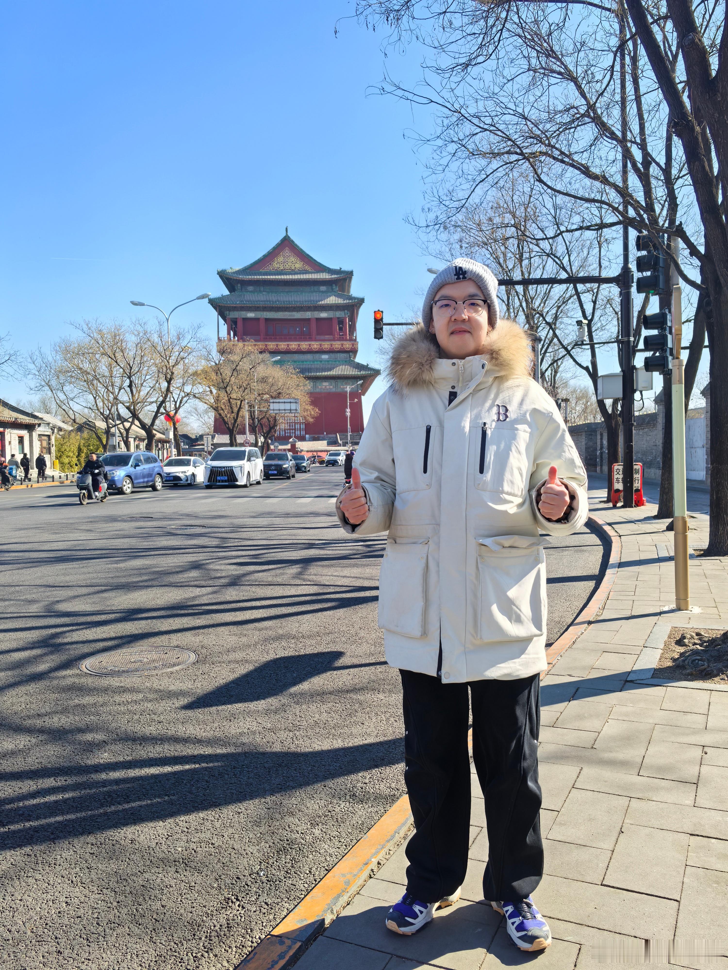 鼓楼！！👍😬鼓楼鼓楼西大街地标打卡热门 北京·鼓楼西大街