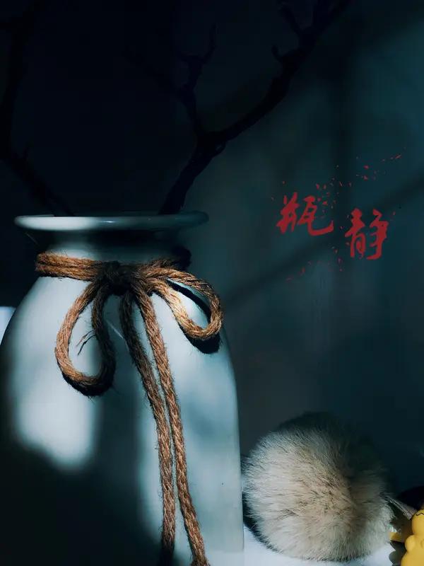 入了心的人，这辈子都忘不掉？
 
人这一辈子，真的会遇到一个刻进骨子里的人。
 