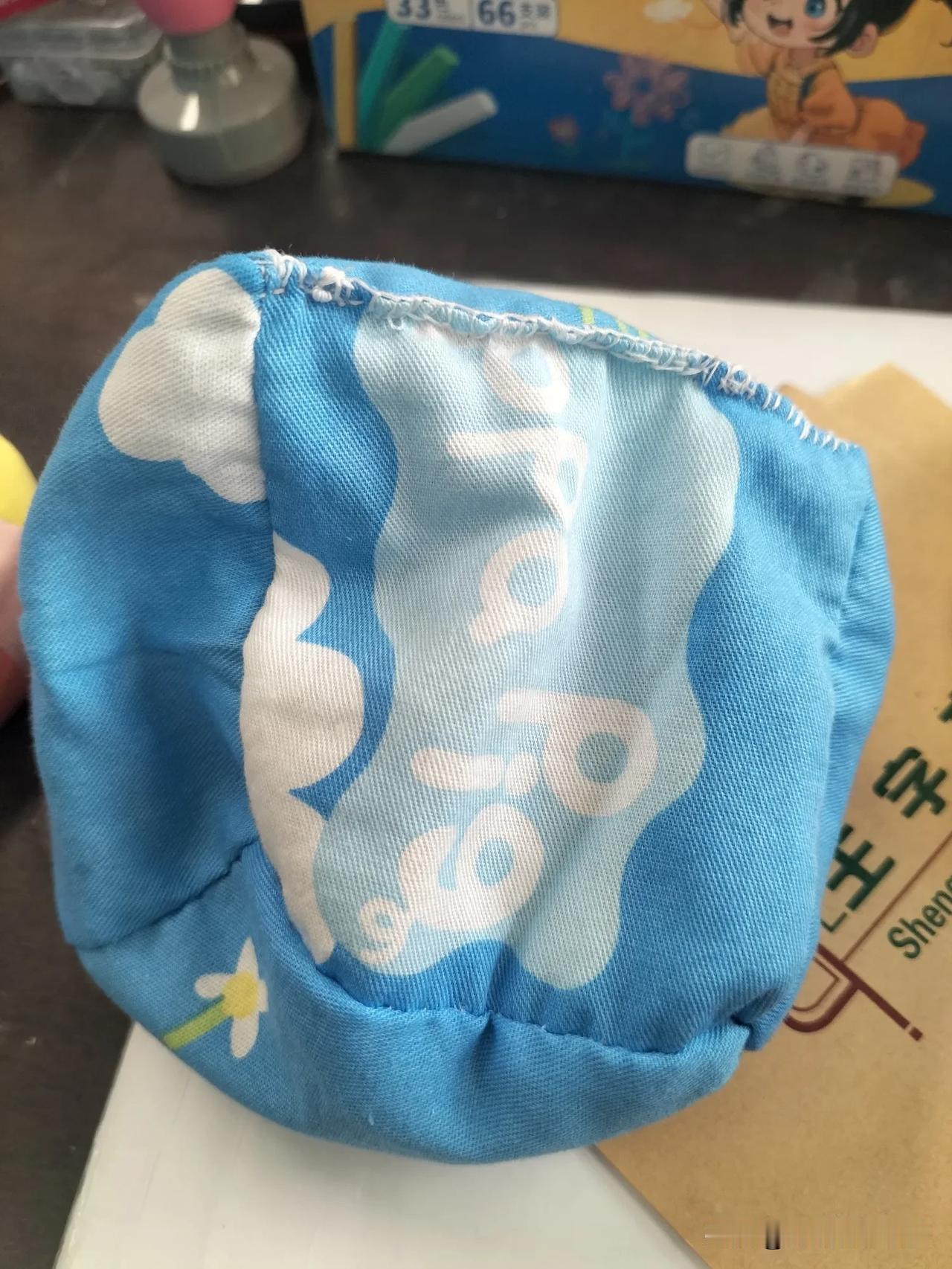 这几天班级发生两件事儿，我这个老教师很高兴！

今天在班级群里，写了两个班级亮点