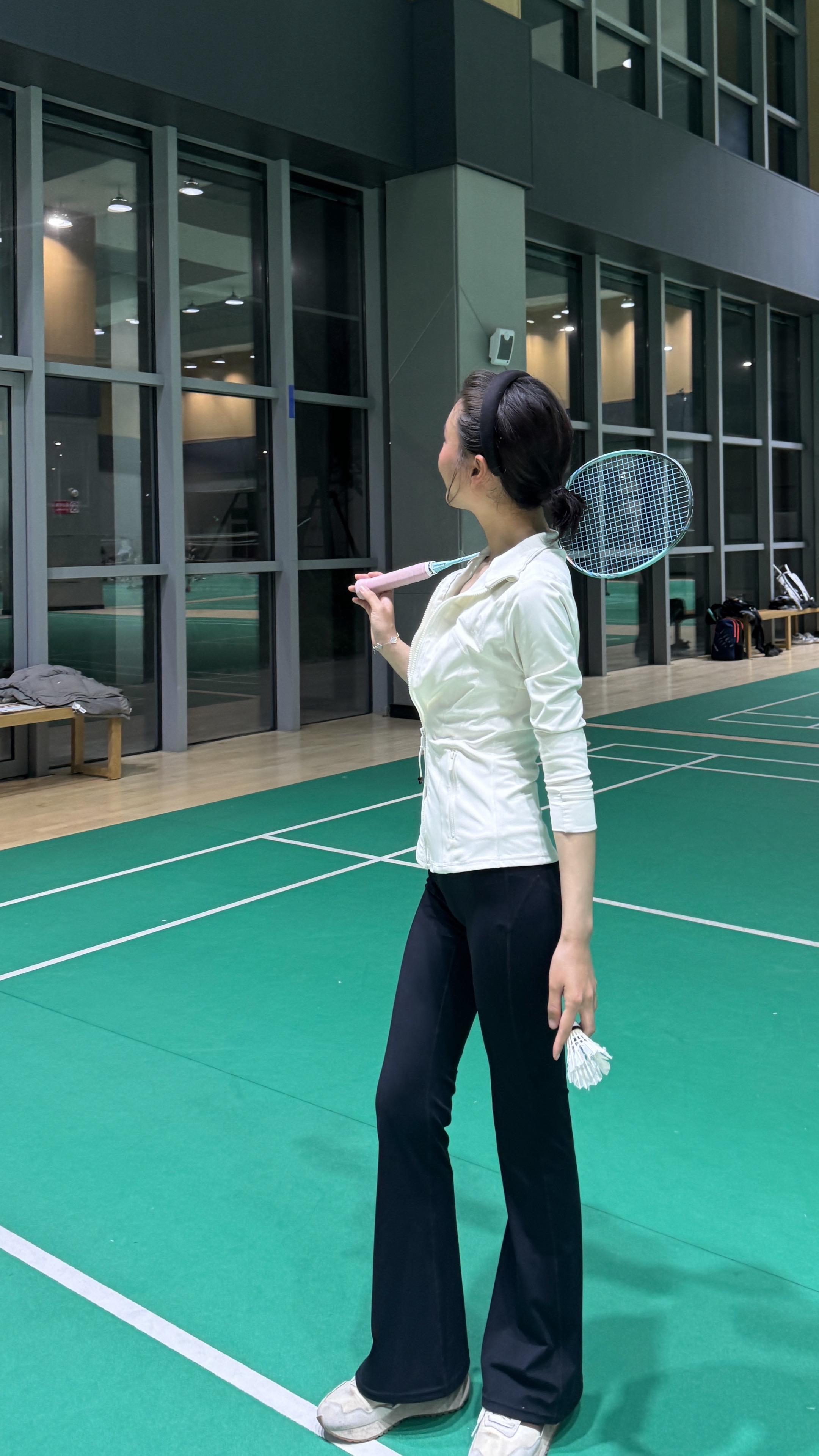 投了300流量 定向帅哥 不知道准不准？       新手小白给我来个...