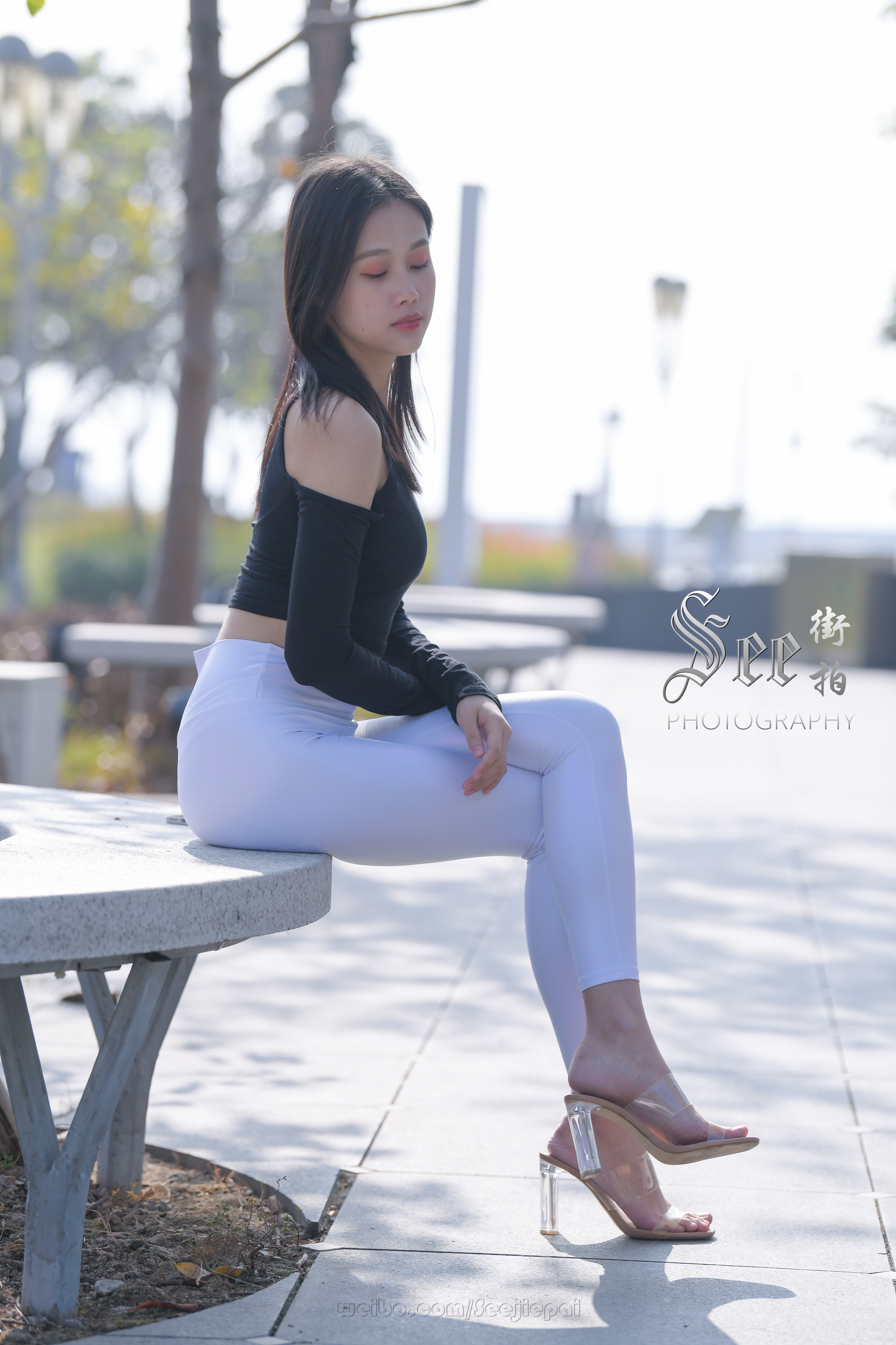 黑白搭配，飒爽靓丽~~ ​​​