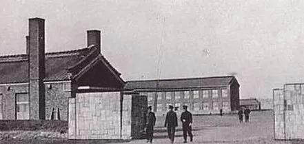 1942年冬天，赵允衡于伪新京高等检察厅受审，在押解途中日寇看守说他要逃跑，便抡