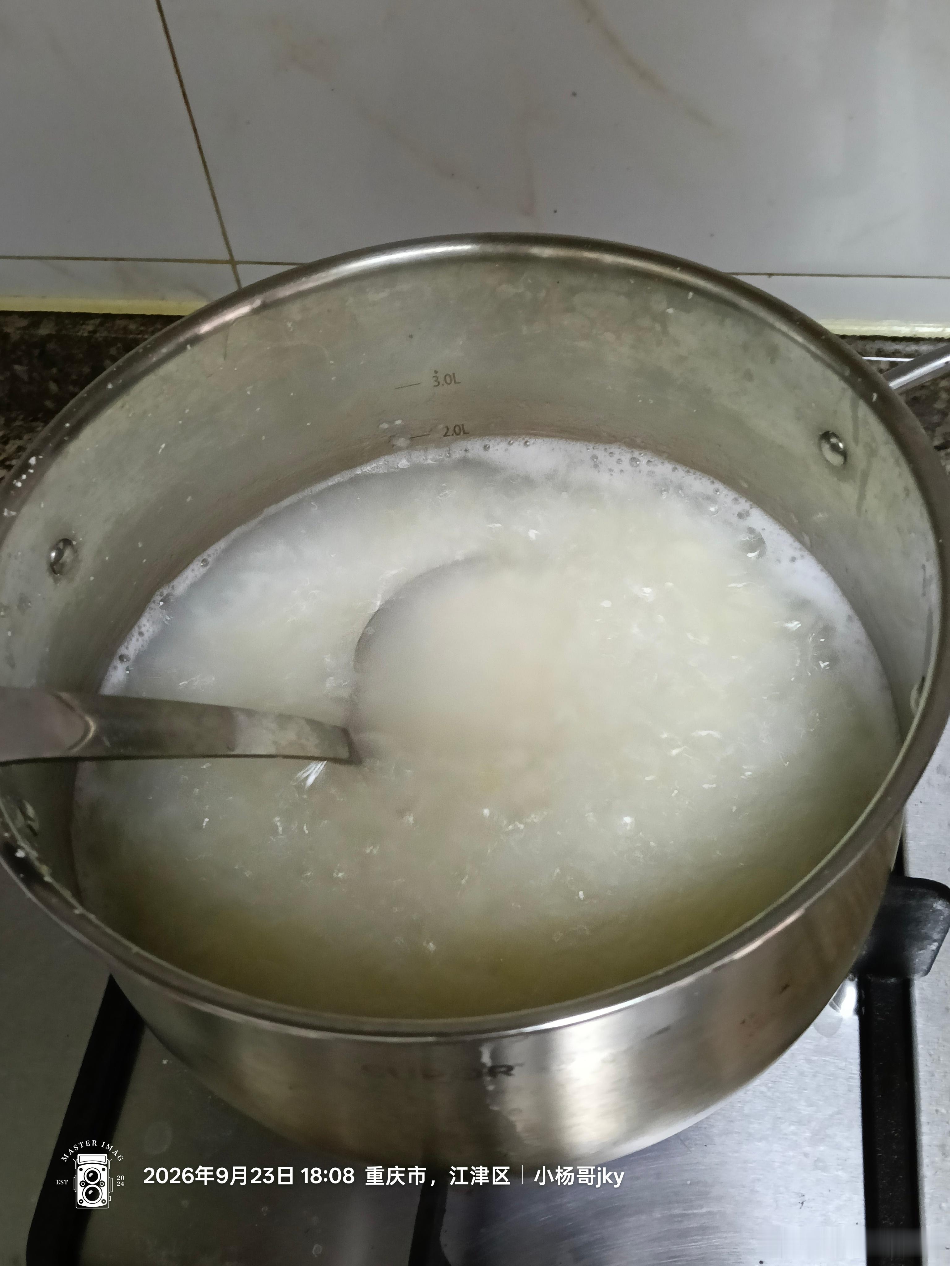今天吃第三顿吹吹稀饭了​还是国人煮的美食博主小杨哥小杨哥随手拍江津生活  ​​​