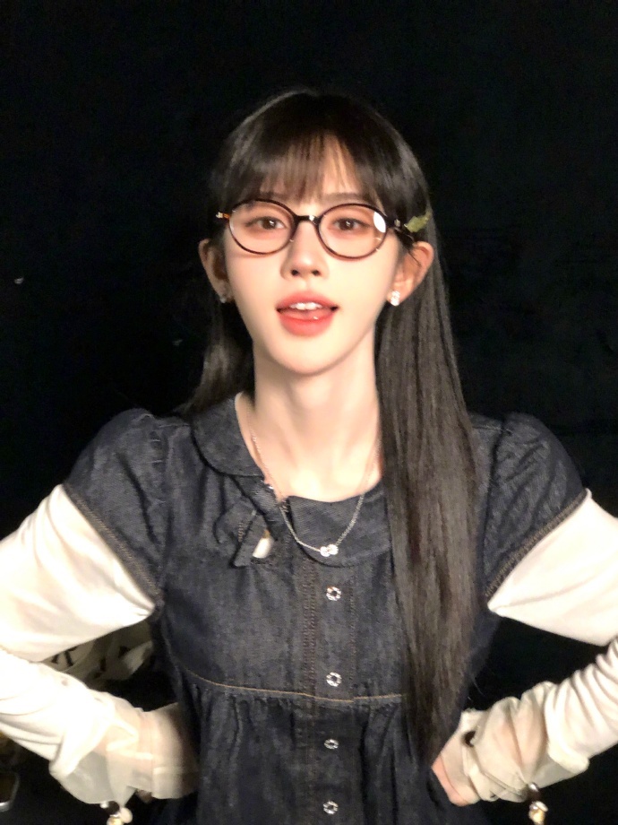 鞠婧祎你适可萌止吧！ 