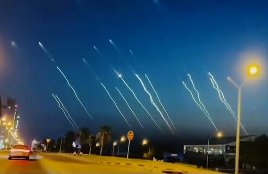 导弹定位系统只确认打击目标的藏身之处，它才不在乎是学校、医院或者什么民用建筑。