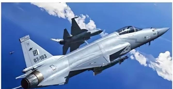 巴铁果然还是巴铁，有好事还是会想着中国，
枭龙战机大卖，巴基斯坦方面称“中方的意