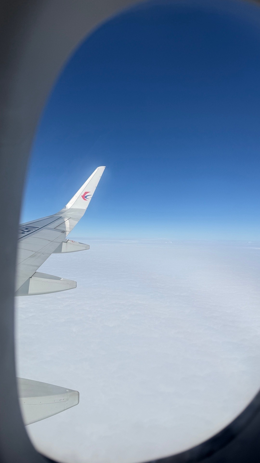 安全降落🛬回去补觉🙇🏻‍♀️两人收拾一夜行李没睡觉 ​​​
