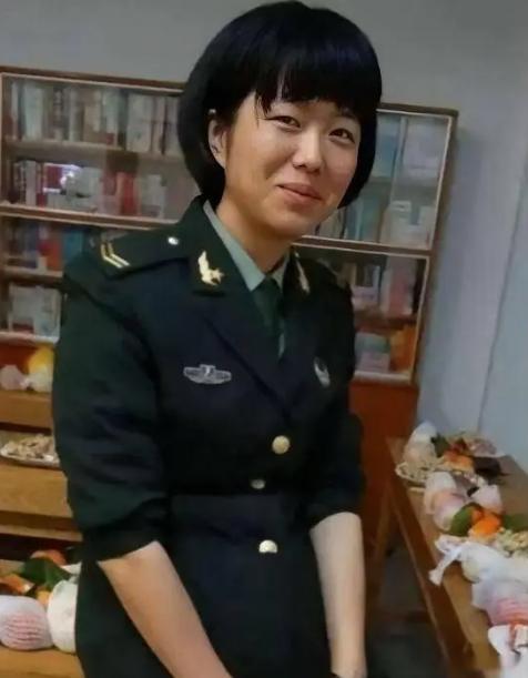 2019年，云南丽江的退伍通讯兵唐雪，为了自保，将身高1米9的大汉杀害，当被以故