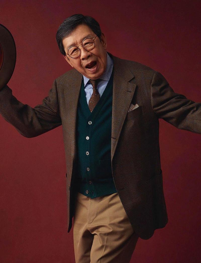 胡枫，原名胡继修，人称“修哥”，1932年1月18日生于广州，香港资深演员、主持