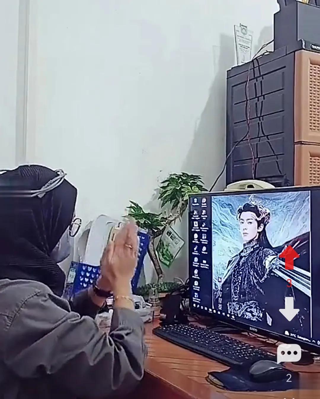 tiktok上国外一穆斯林对着月尊（苍兰诀男主）行月族礼！
文化输出窗口，文艺工