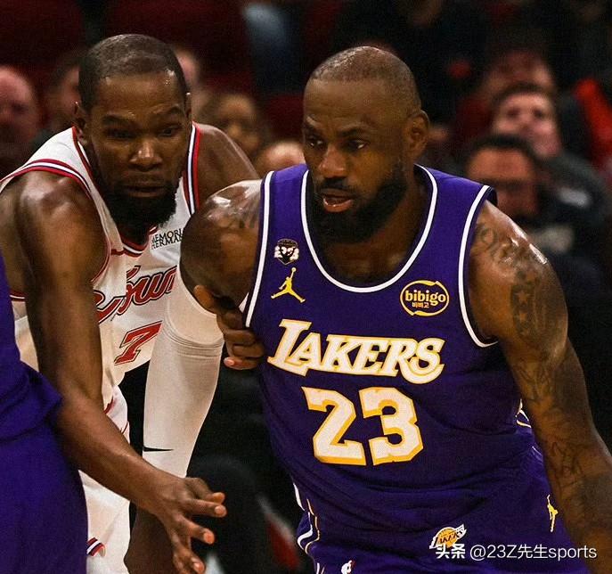 联盟大小王二番战🤝！今日湖人再次遇上火箭，詹姆斯与杜兰特正面交手，再次上演精彩