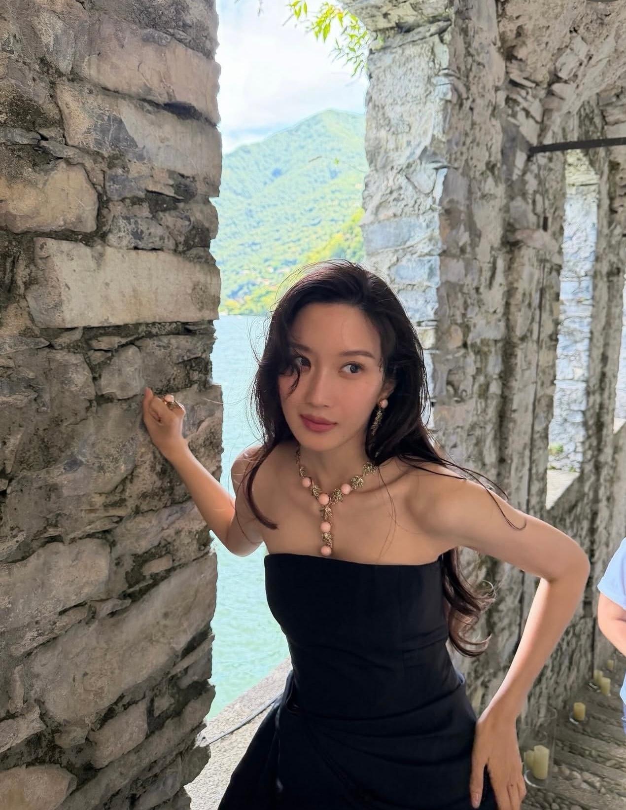 文佳煐 文佳煐女明星的窈窕迷人味 