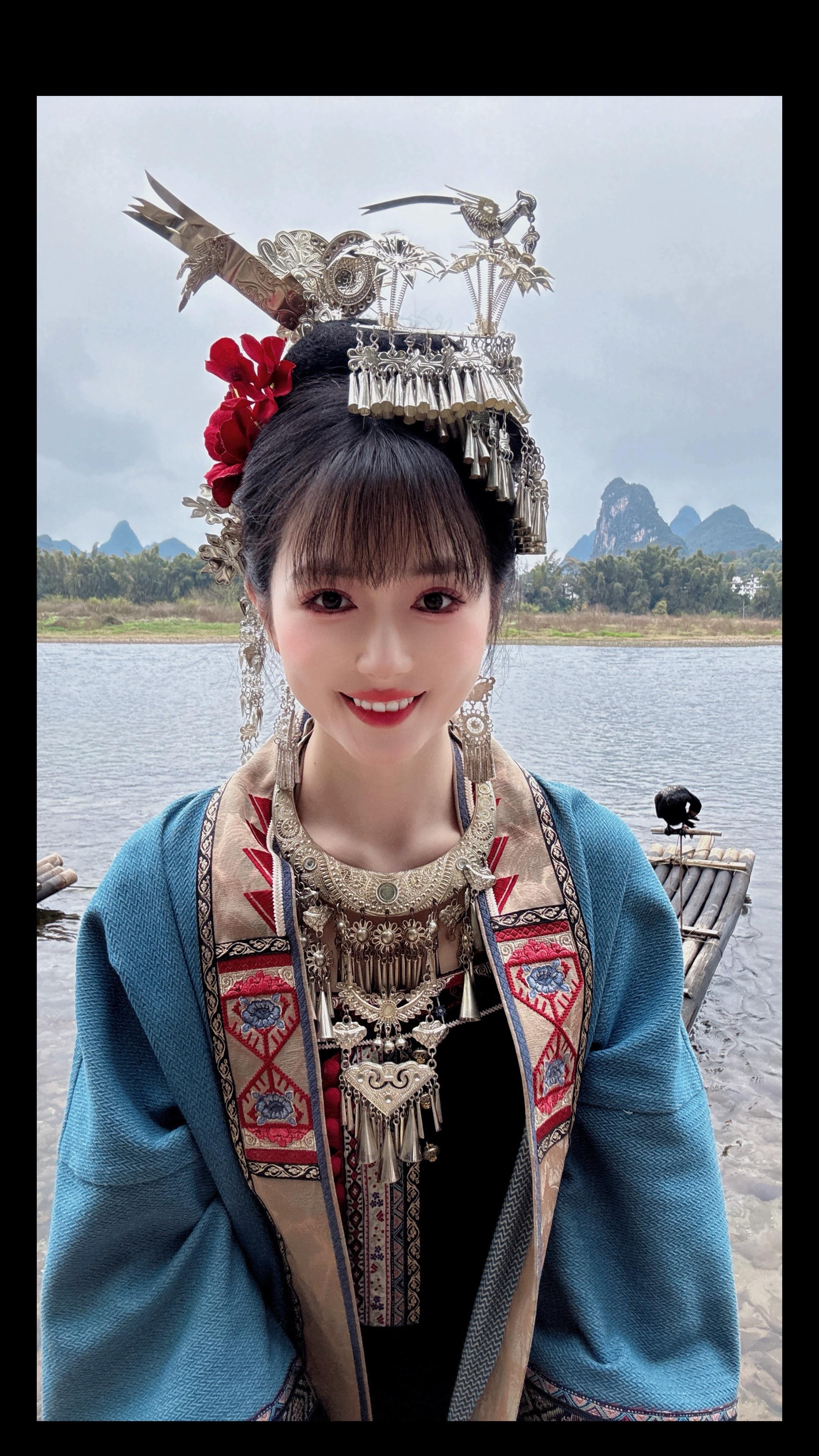 小公主第一次出家门，还没学会下蛊嘞