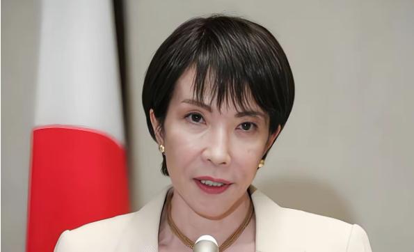 发生 7.7 级地震，没有国家援助，高市早苗现在终于尝到了拜鬼的恶果

日本这次