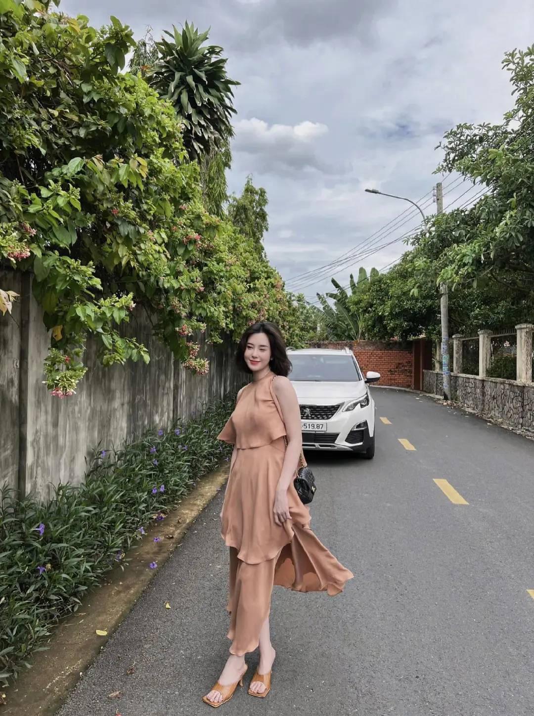 时尚穿搭探讨长裙