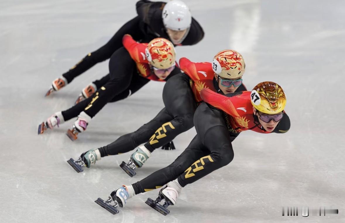 一段长达24年的金色传承，在米兰画上句号。
 
从杨扬破冰、王濛统治、周洋坚守，