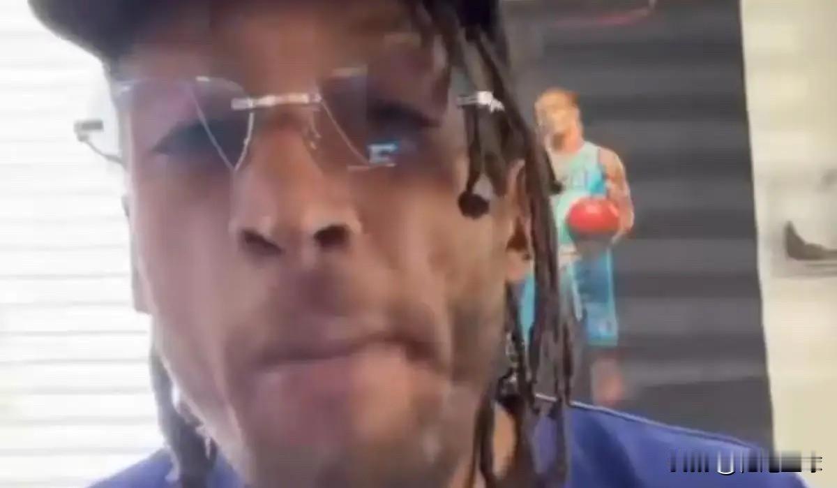 比斯利太嚣张了

BIG3联赛新赛季即将开打，前NBA球员比斯利公开喊话挑衅道：
