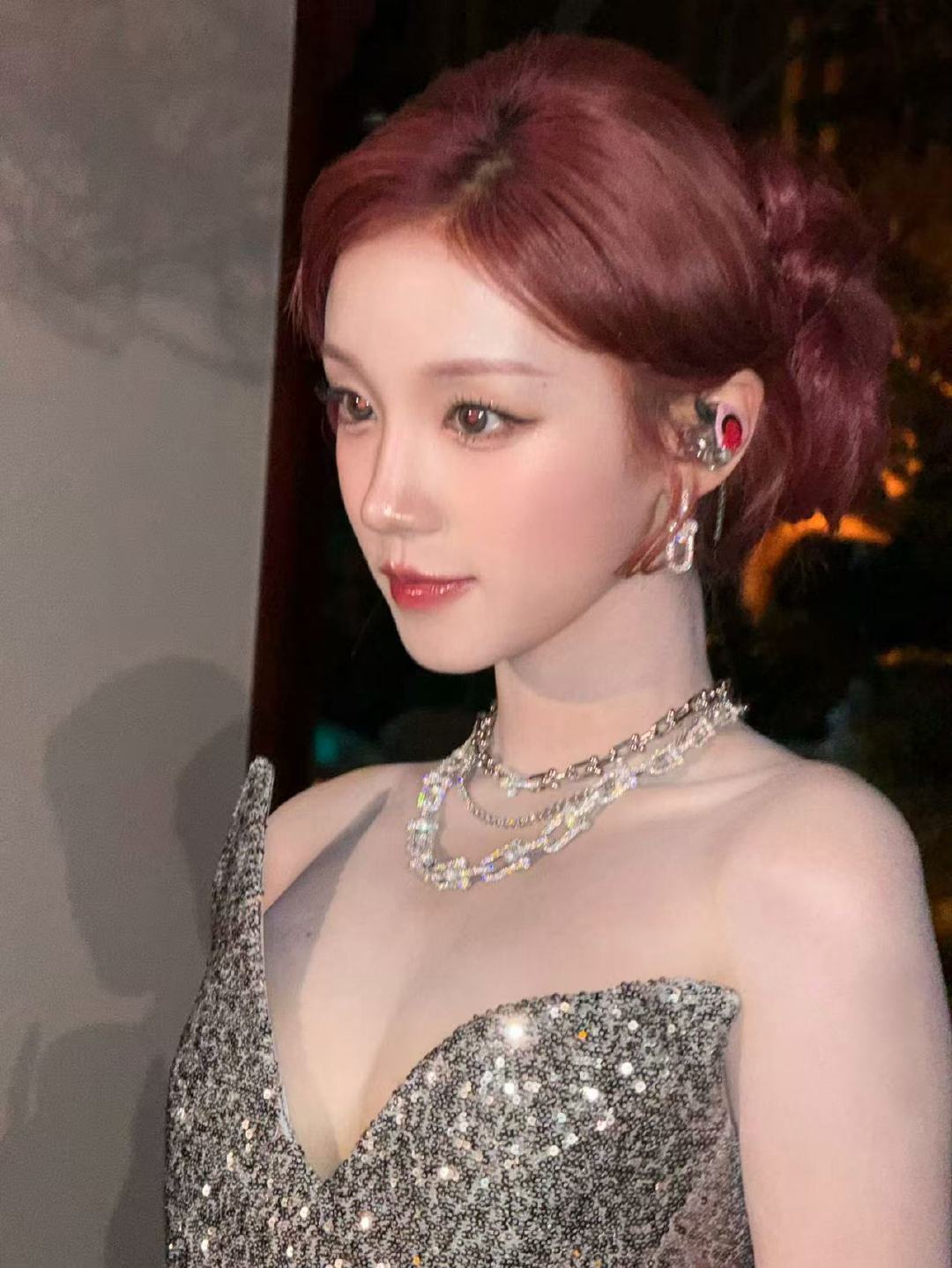 宋雨琦因伤缺席跑男录制宋雨琦缺席宋雨琦因伤缺席跑男录制！快快好起来～ 